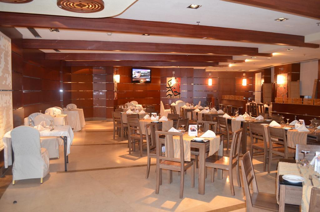 Eastyard Khobar Hotel - Formerly Ramada By Wyndham Khobar Exterior photo