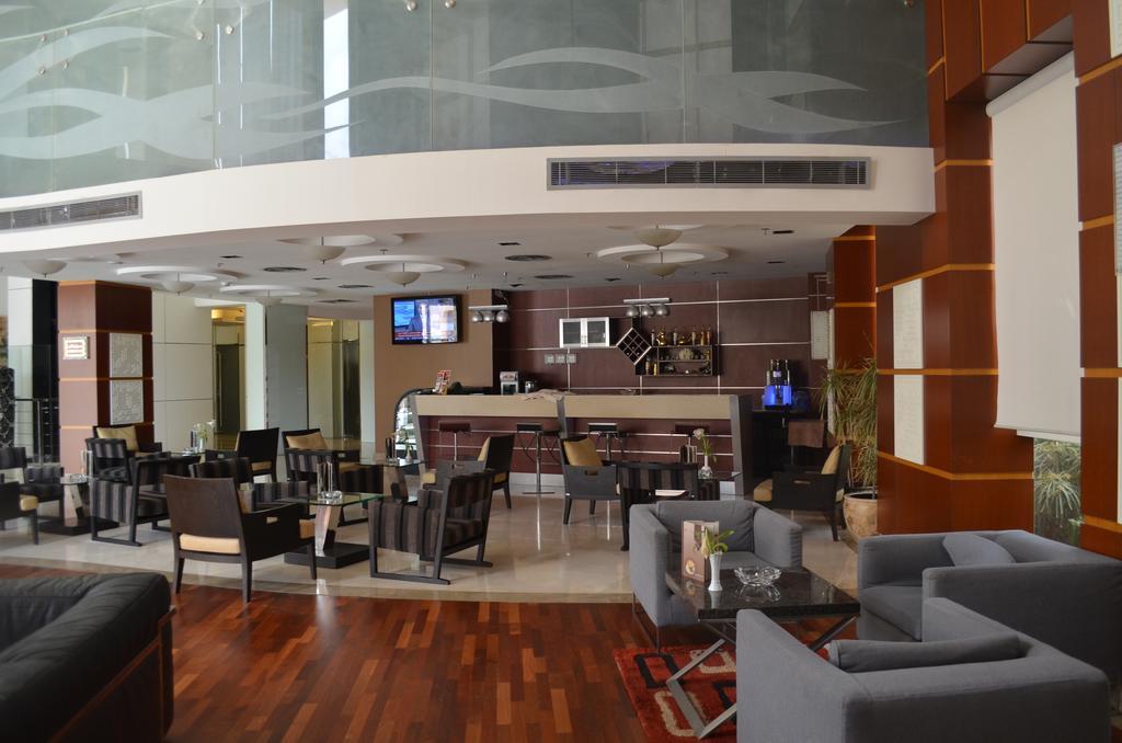 Eastyard Khobar Hotel - Formerly Ramada By Wyndham Khobar Exterior photo