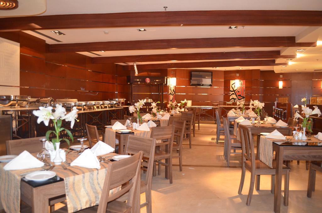 Eastyard Khobar Hotel - Formerly Ramada By Wyndham Khobar Exterior photo