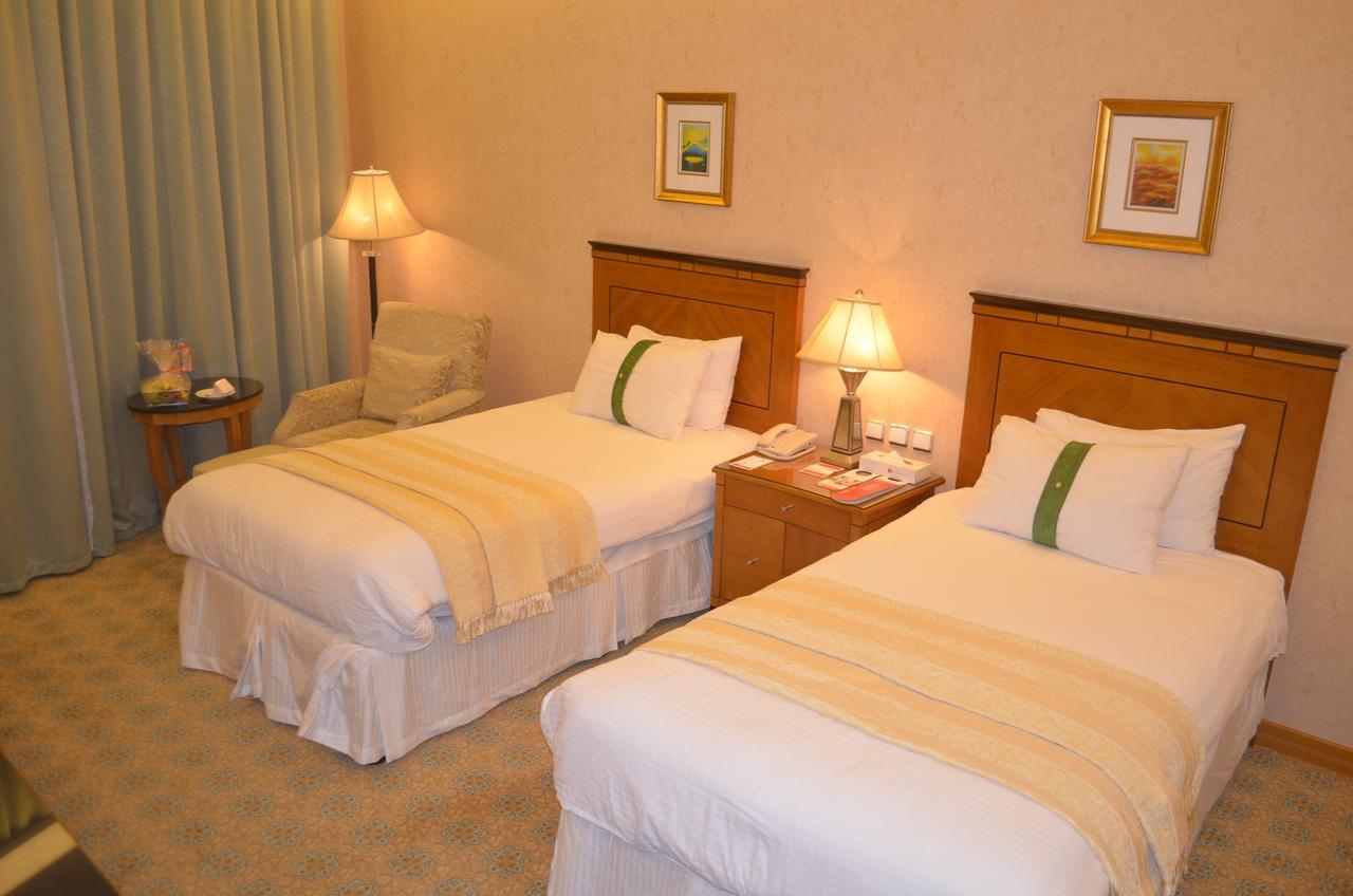 Eastyard Khobar Hotel - Formerly Ramada By Wyndham Khobar Room photo