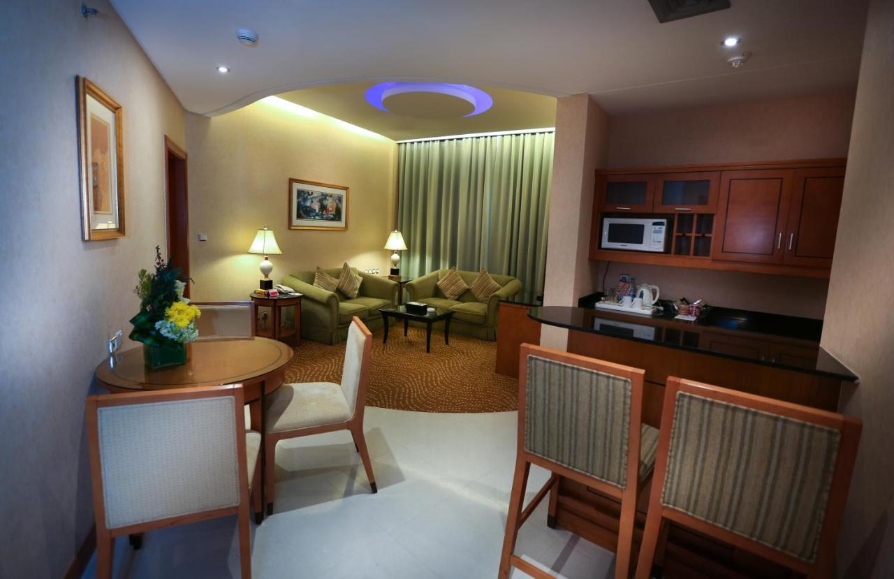 Eastyard Khobar Hotel - Formerly Ramada By Wyndham Khobar Exterior photo