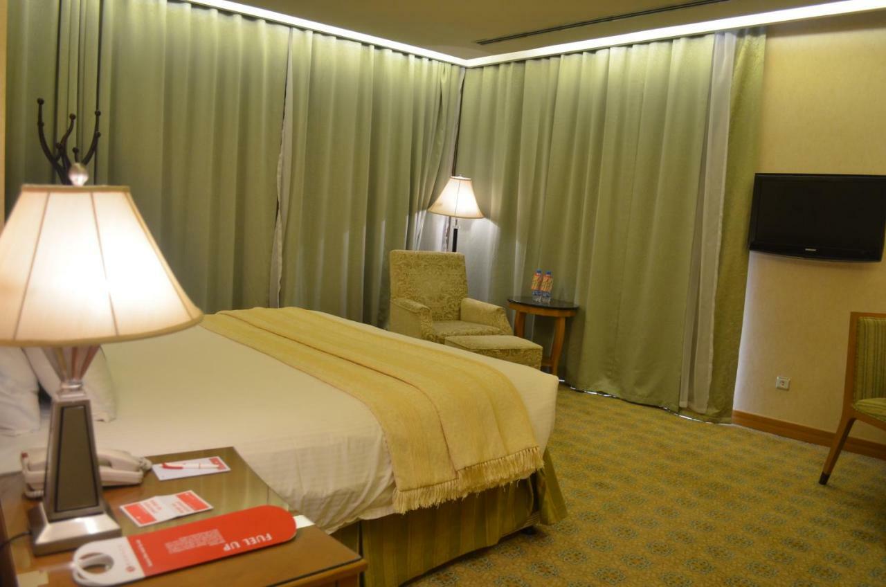 Eastyard Khobar Hotel - Formerly Ramada By Wyndham Khobar Exterior photo