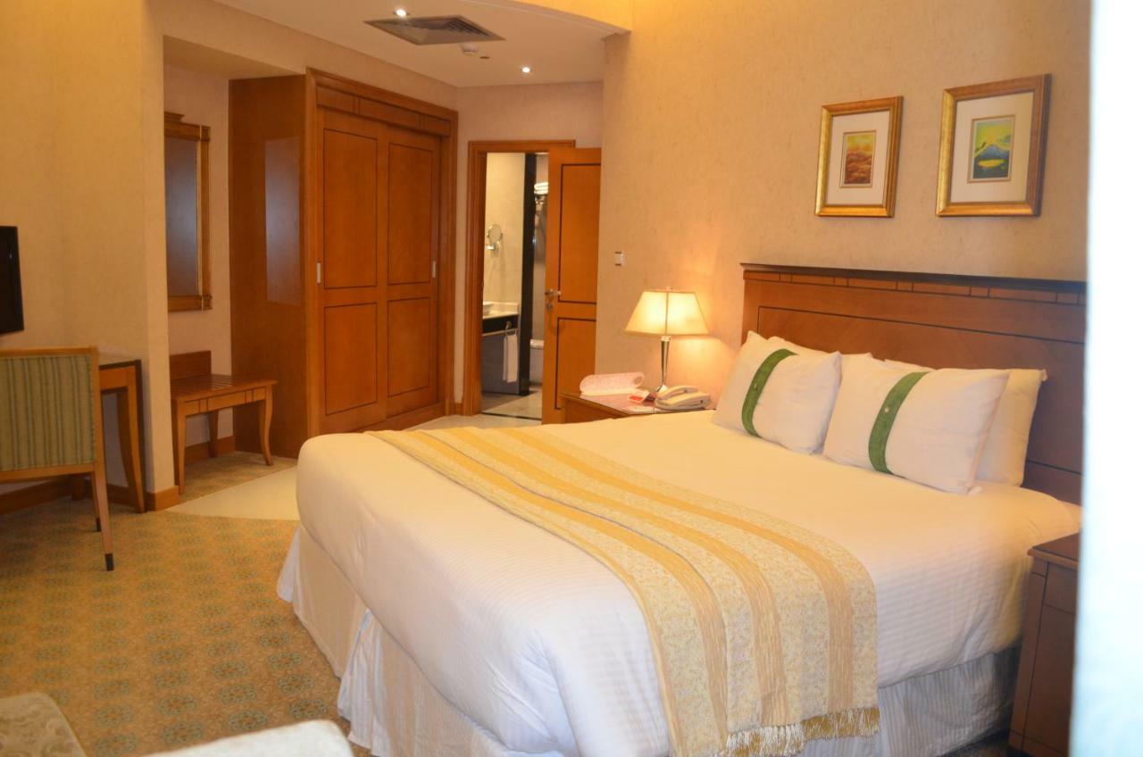 Eastyard Khobar Hotel - Formerly Ramada By Wyndham Khobar Exterior photo